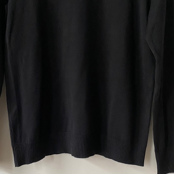 Joseph A. Black Turtleneck Petite Small NWT - Picture 3 of 9